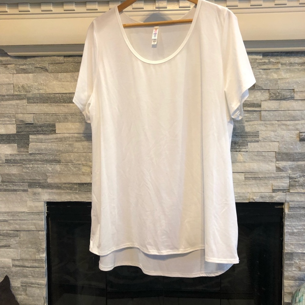 LuLaRoe White Short Sleeve Scoop Neck Top
